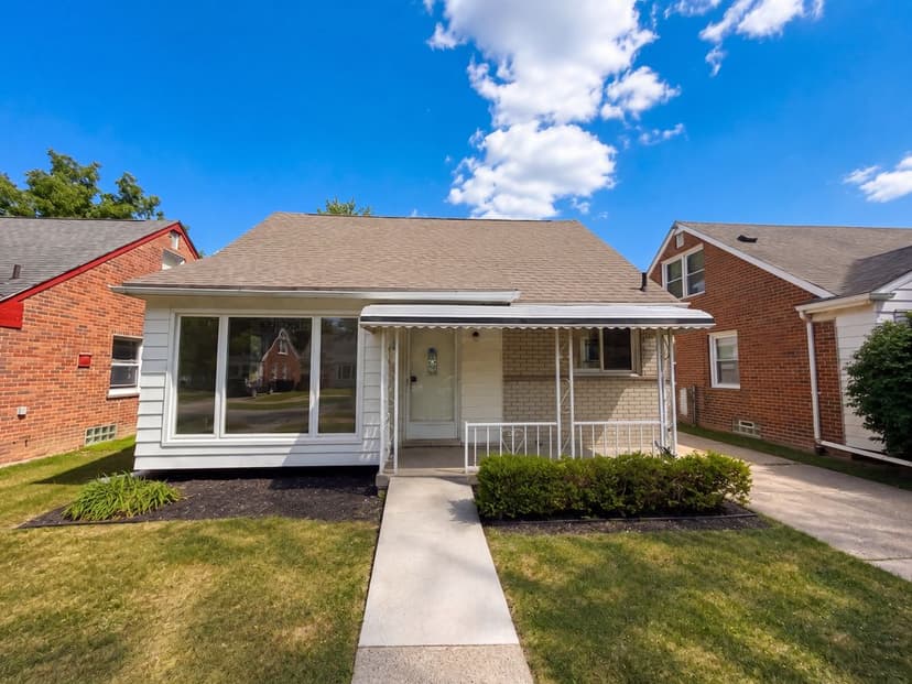 9608 Lenore
