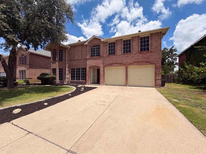 6878 Genevieve Dr