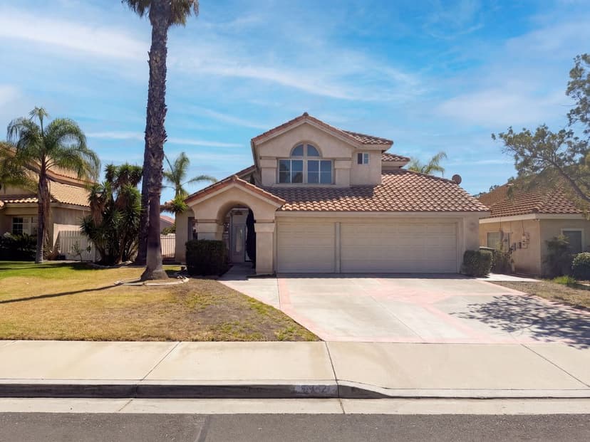 8932 Mesa Oak Dr