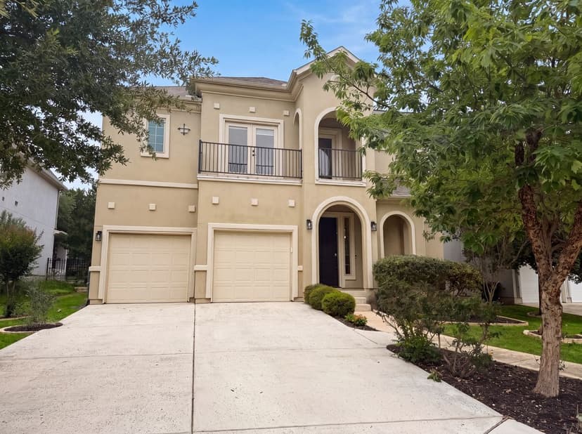 2711 Mossgrove Park
