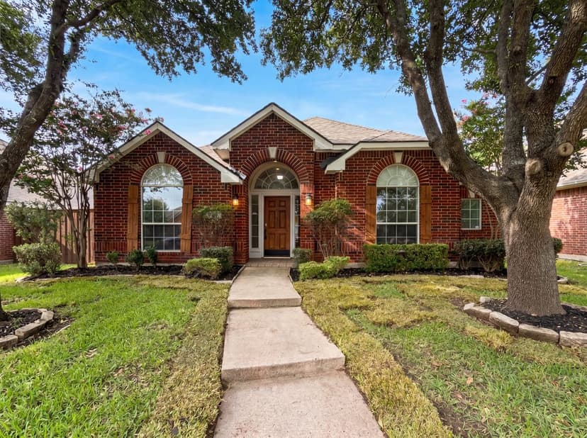1441 Forest Oaks Ct