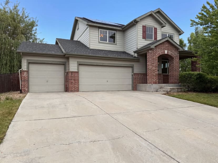 8585 Raspberry Dr