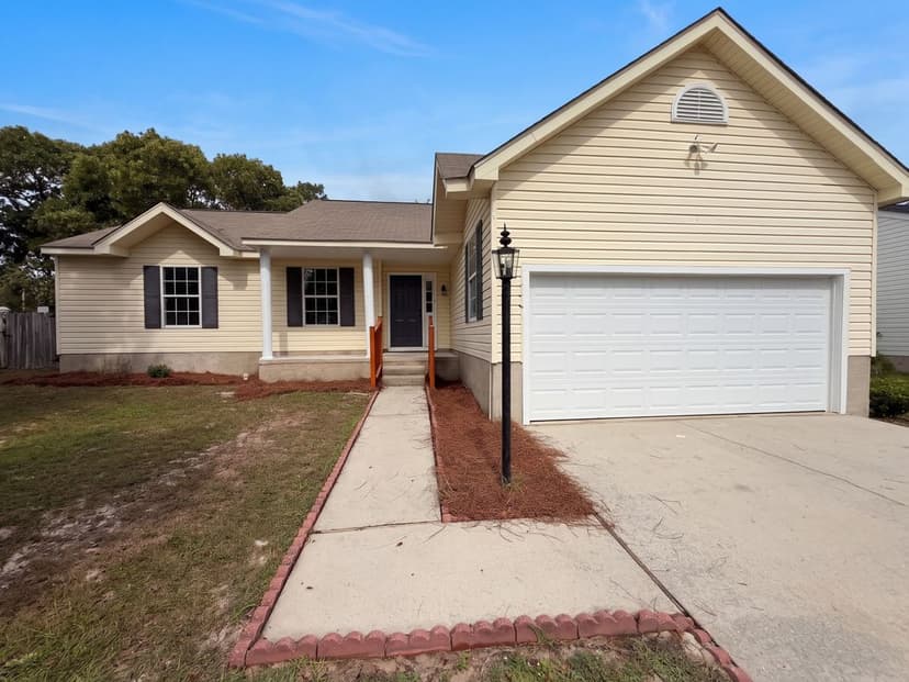 305 Pebble Creek Ct