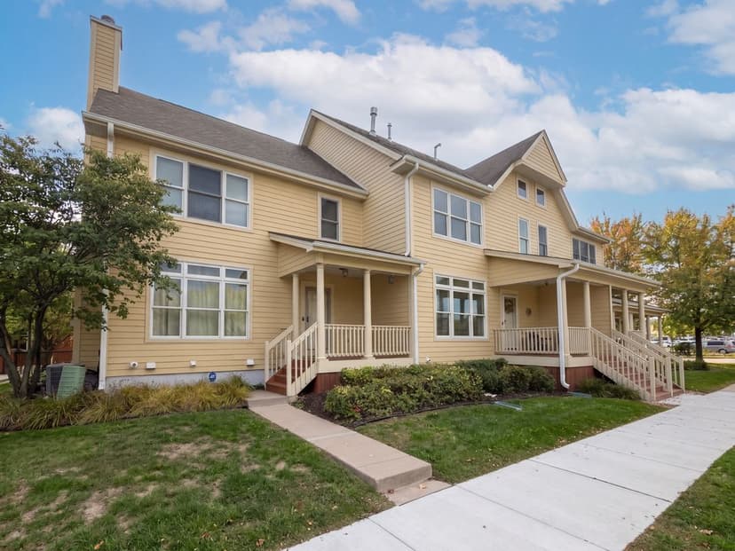 788 Cedar St