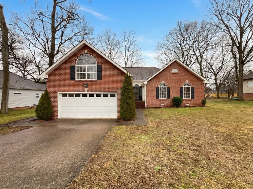403 Buckingham Blvd